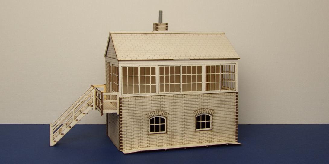 B 70-07L O gauge medium signal box - left stairs