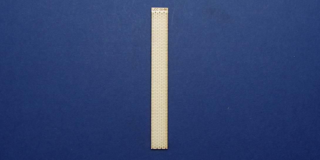 LCC 00-58 OO gauge arch vertical brick strip