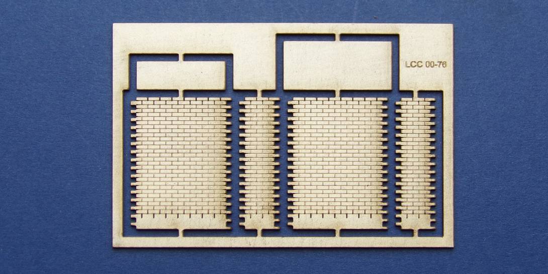 LCC 00-76 OO gauge bridge parapet pier DEPREACIATED