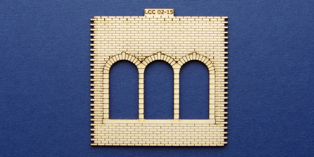 LCC 02-15 OO gauge triple round window panel