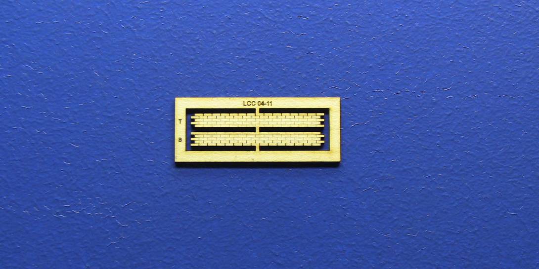 LCC 04-11 OO gauge horizontal wall decoration