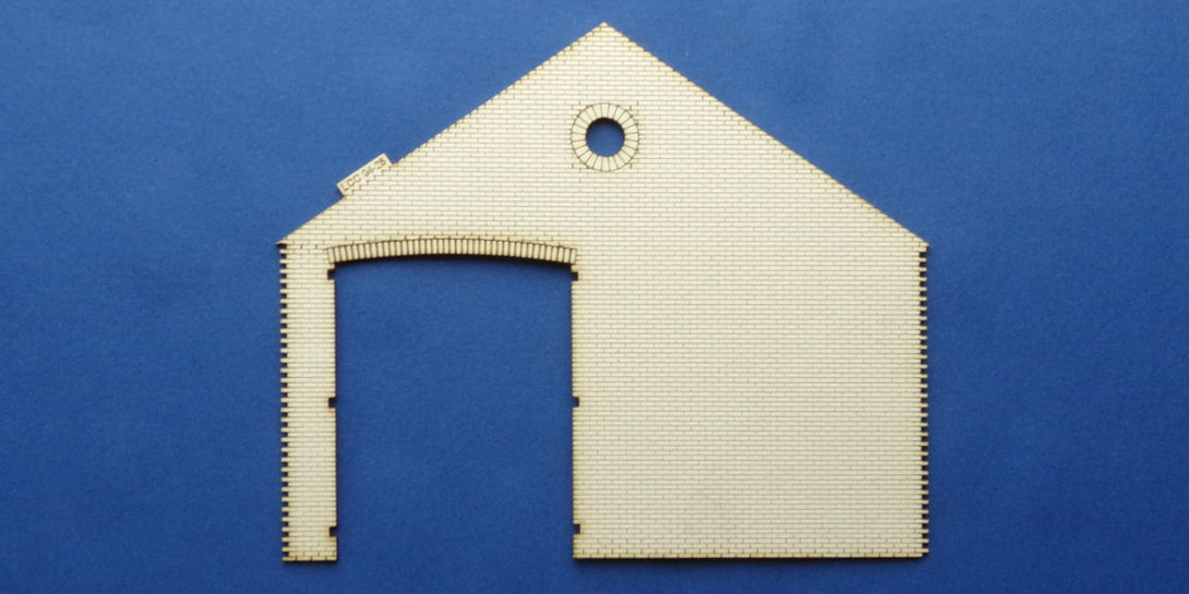 LCC 04-25 OO gauge goods shed door panel - left