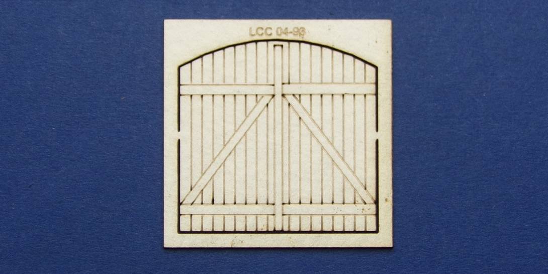 LCC 04-93 OO gauge industrial door for industrial under arch type 2