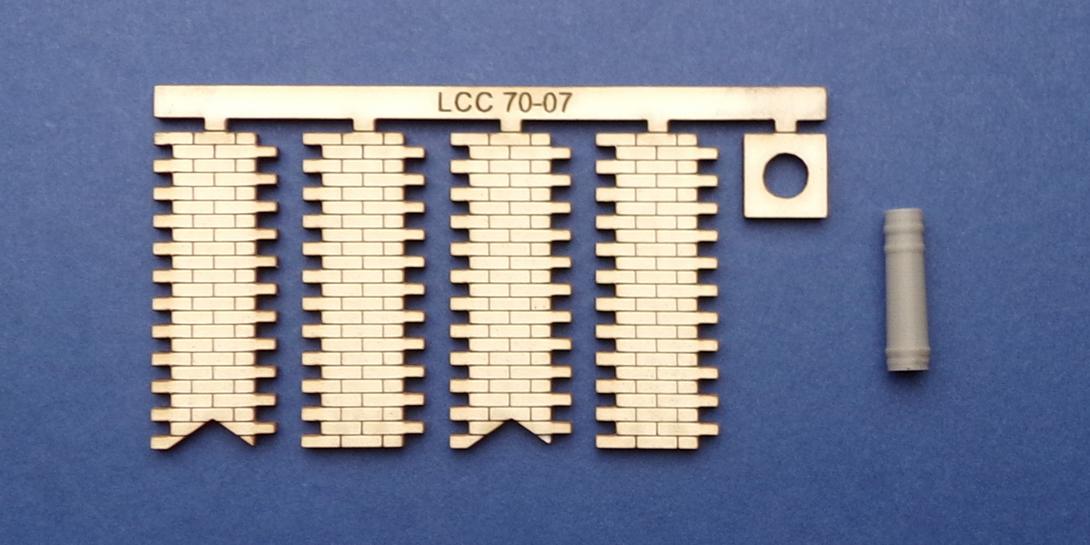 LCC 70-07 O gauge single chimney kit with chimney pot