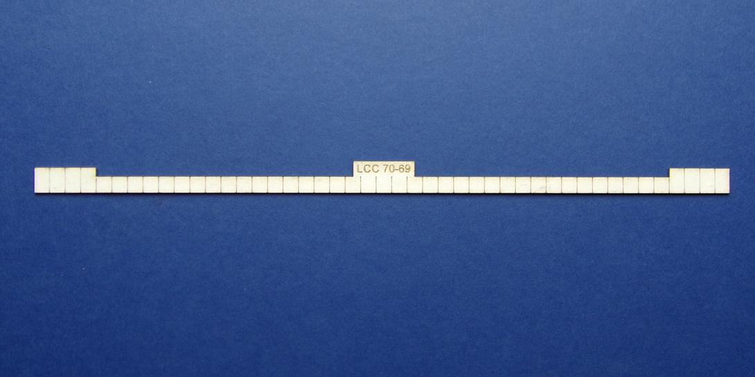 LCC 70-69 O gauge arch parapet top decoration slabs