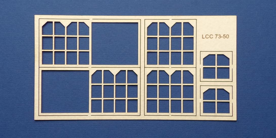 LCC 73-50 O gauge midland style signal box front window set