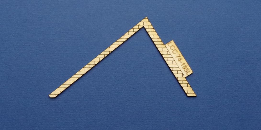 LCC 74-105L O gauge north light style engine shed gable - left version