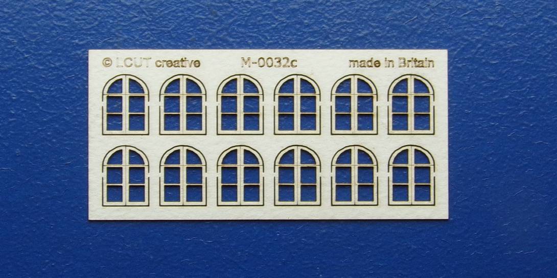 M 00-32c OO gauge kit of 12 casement round top windows