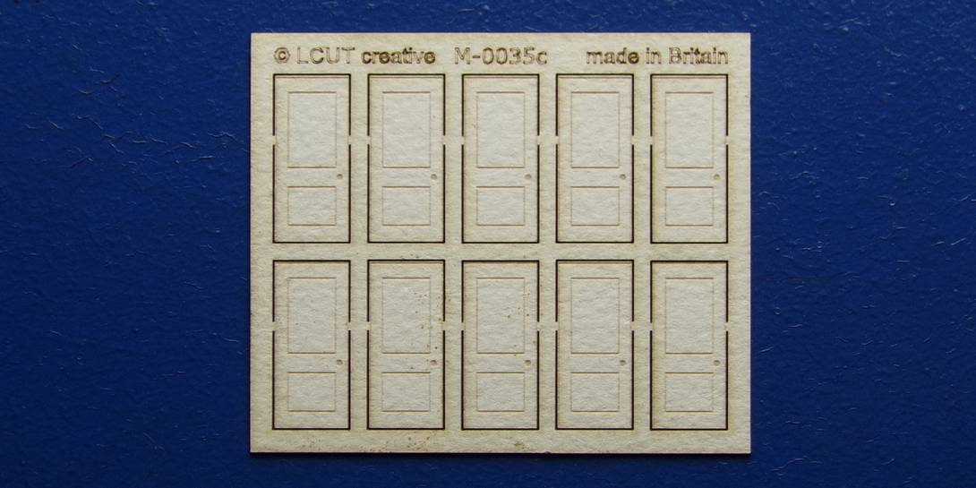 M 00-35c OO gauge kit of 10 single doors type 2