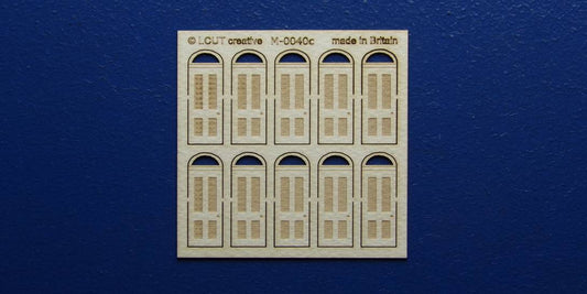 M 00-40c OO gauge kit of 10 single doors with round transom type 1