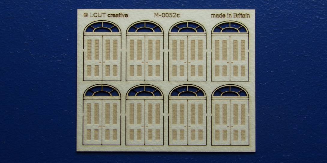 M 00-52c OO gauge kit of 8 double doors with round transom type 4