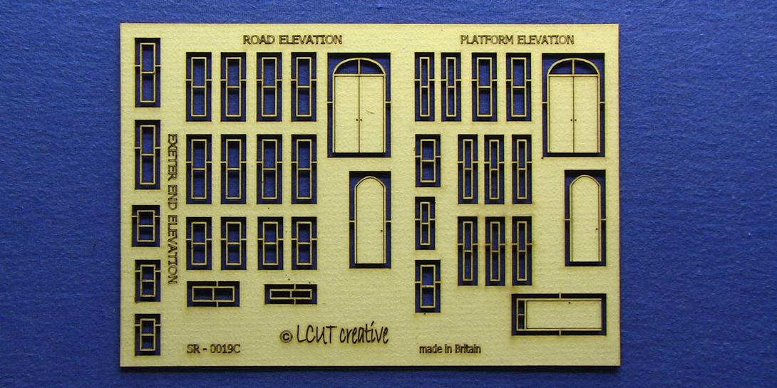 SR 00-19c OO gauge SR station windows and doors kit